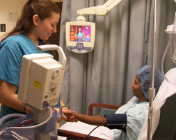 exterior view of grand avenue surgical center